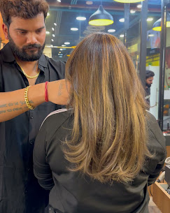 We You Salon Academy Sahibzada Ajit Singh Nagar hair cutting