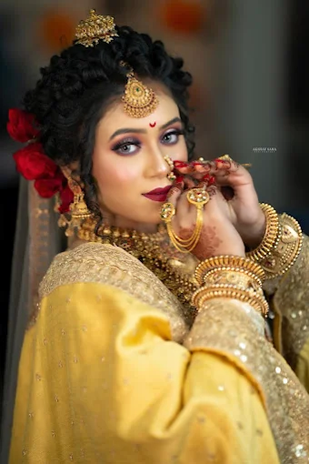 atheniansalonacademytinsukiamakeupcourse