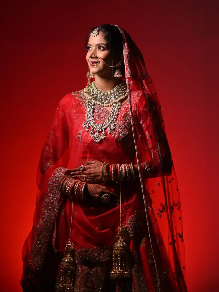 himanshisharmasmakeupstudioacademydibrugarhmakeupclasses 768x1024