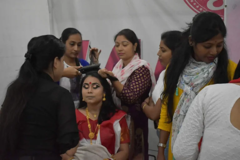 jaclineunisexsalonandacademyjorhatmakeupcourse 768x512