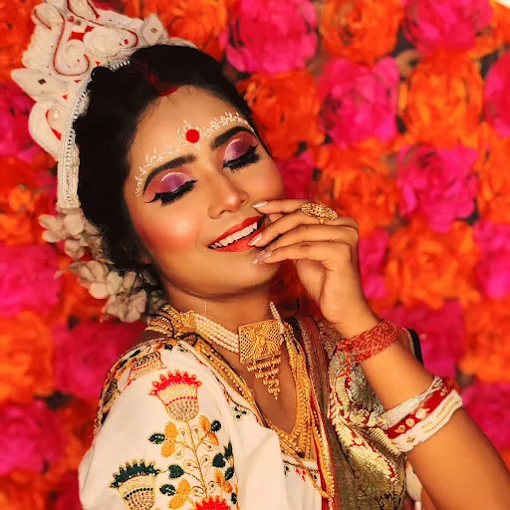 sangeetasmakeupstudioacademynagaonmakeupcourse